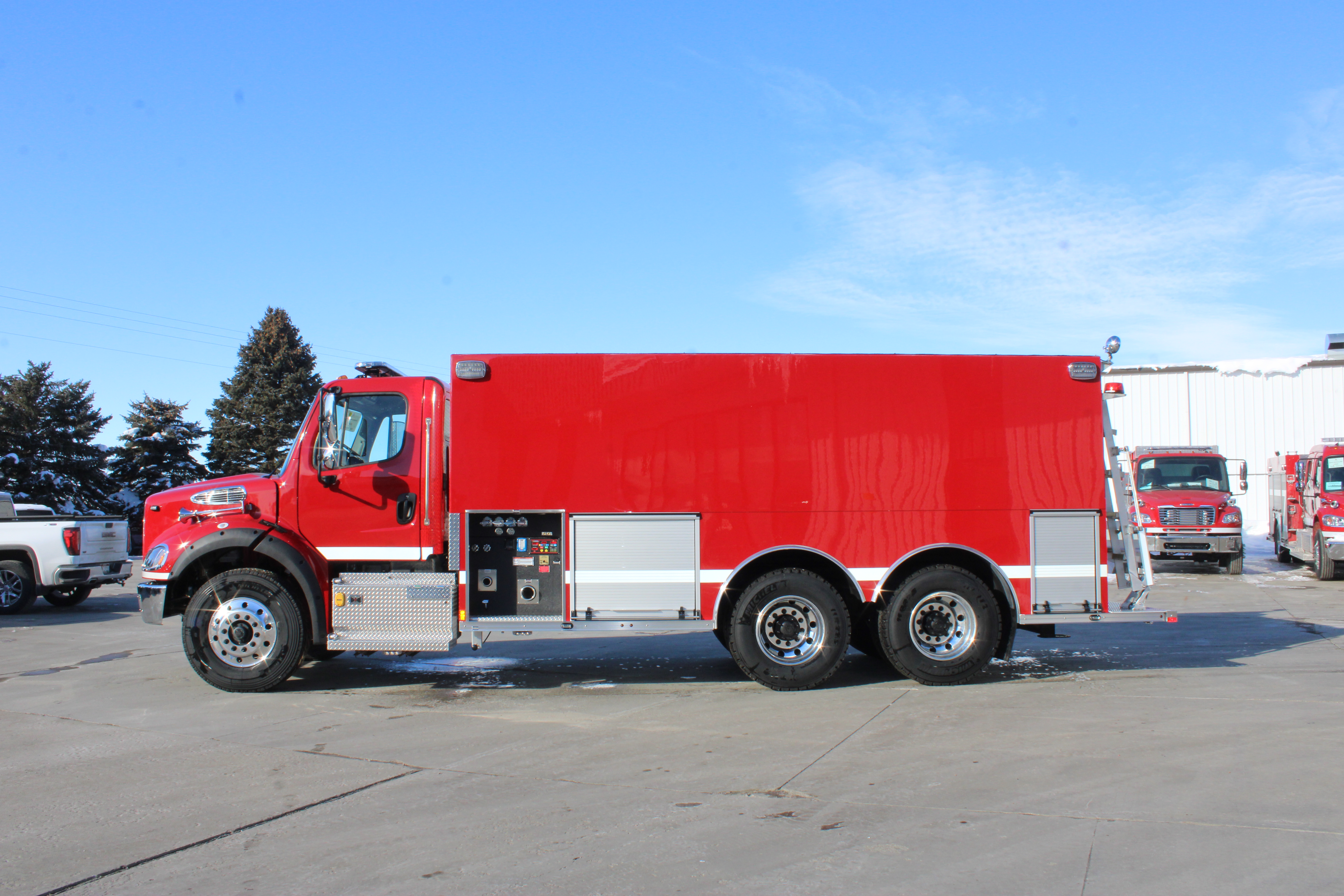 3000-Gallon-Water-Tender